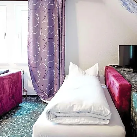 Smart 1 Bb1 215 Hotel