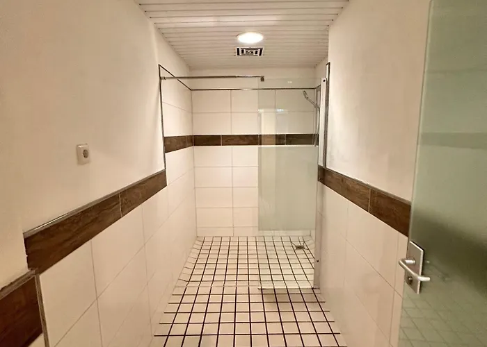 Smart 1 Bb1 215 Hotel